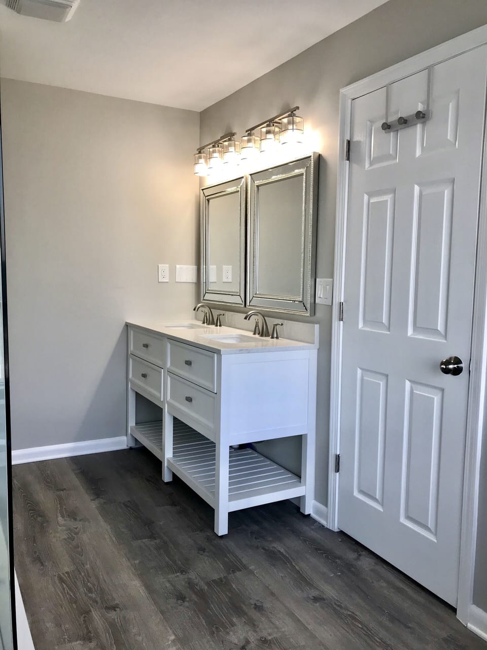  Master bathroom upstairs, double vanities, beach views! 