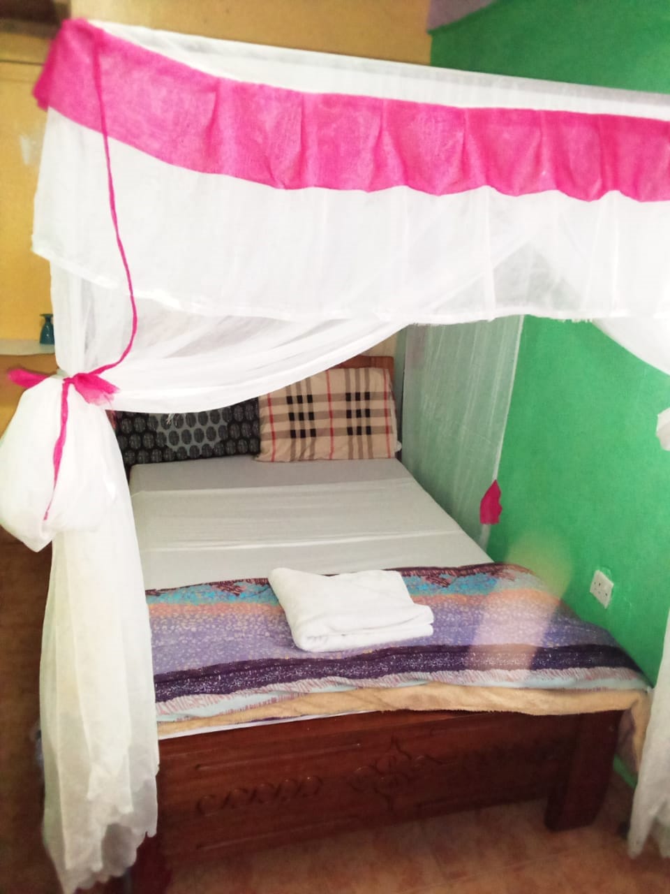 Double Room | Desk, blackout drapes, free WiFi, bed sheets