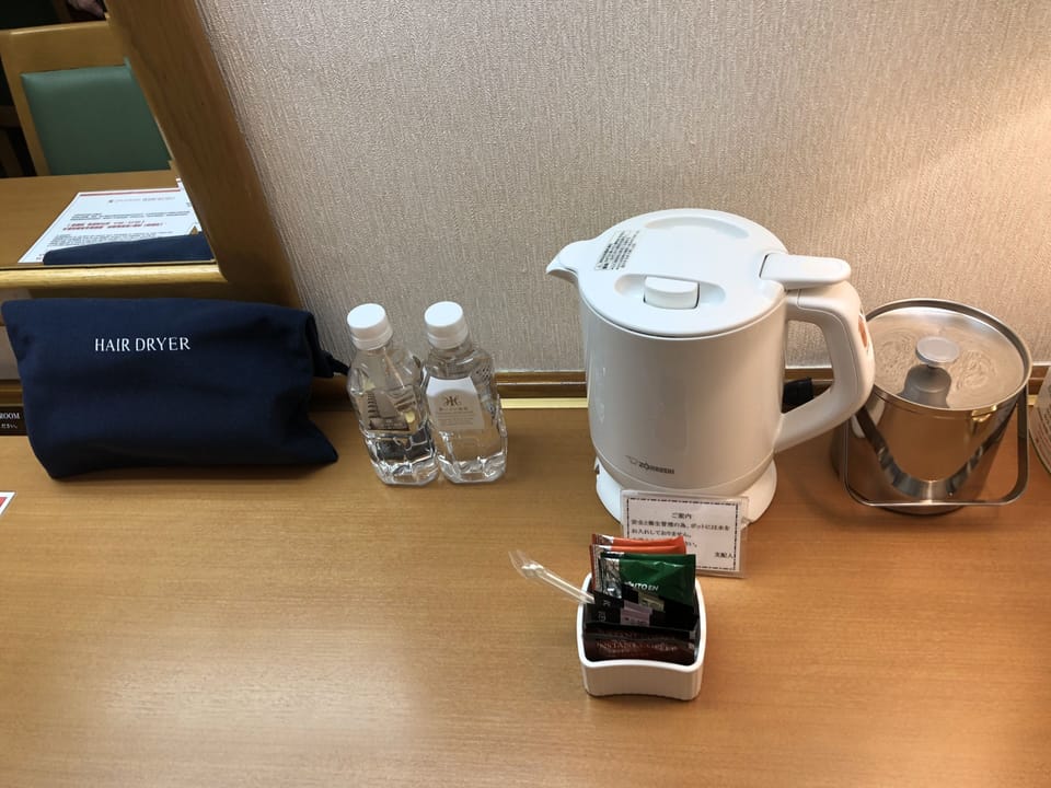 Deluxe Single Room, Non Smoking | Room amenity