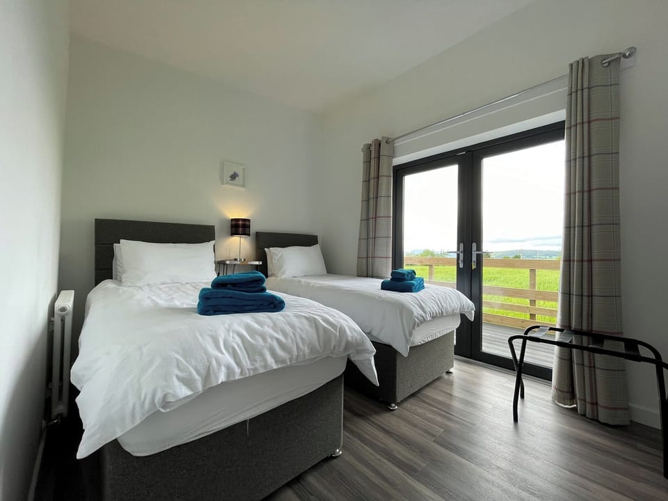 Twin bedroom | Willow Lodge, Muir of Ord
