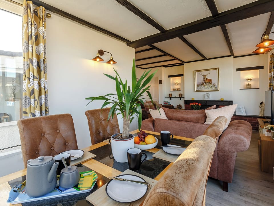 Living room/dining room | Serenity Sands - Blue Waters Apartments, Goodrington, near Paignton