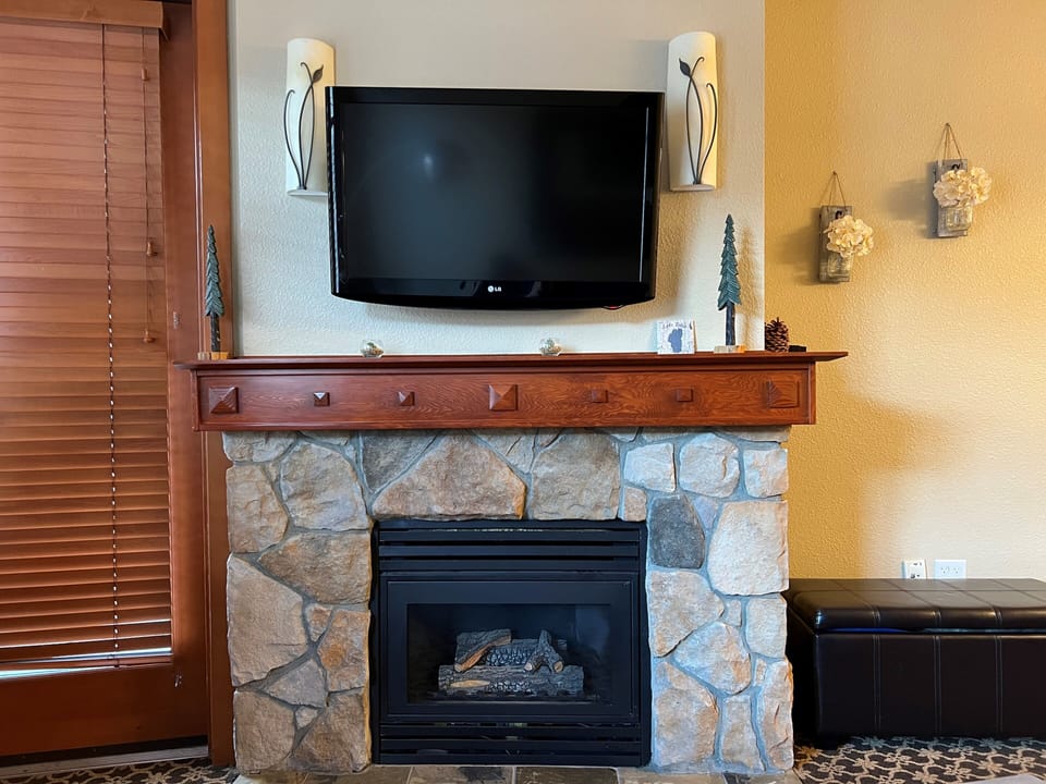 Fireplace and Balcony overlooking Event Plaza