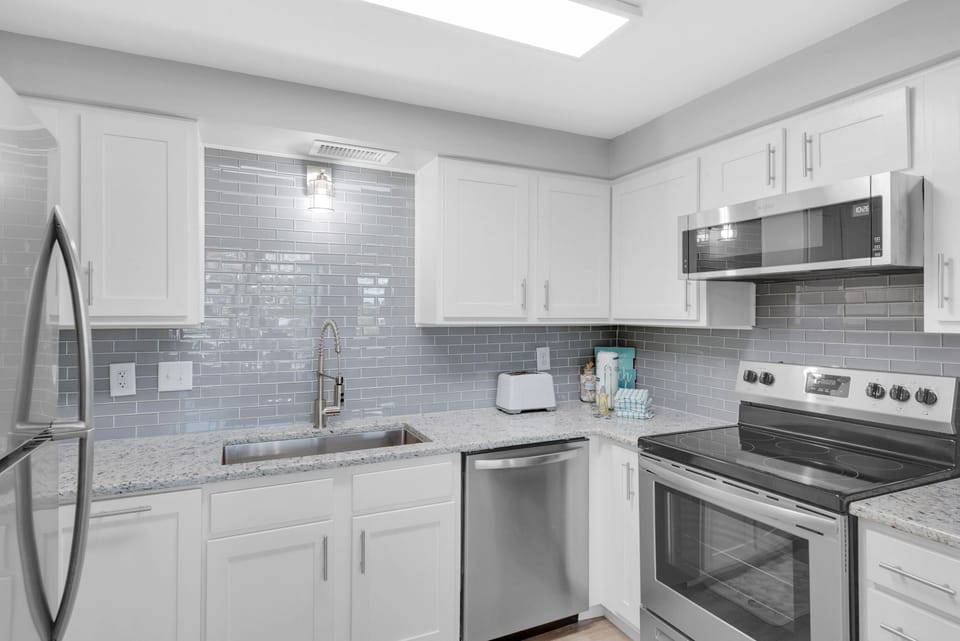 Kitchen has everything your chef will need