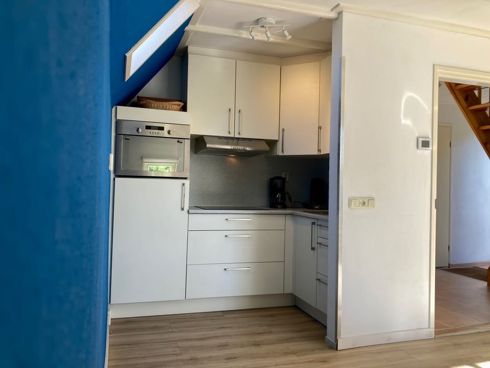 Bungalow, 3 Bedrooms, Terrace, Garden View | Interior