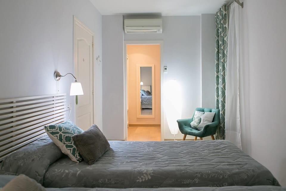 Basic Double Room, Private Bathroom (Interior - 1 or 2 Beds) | In-room safe, iron/ironing board (on request), WiFi (free), bed sheets