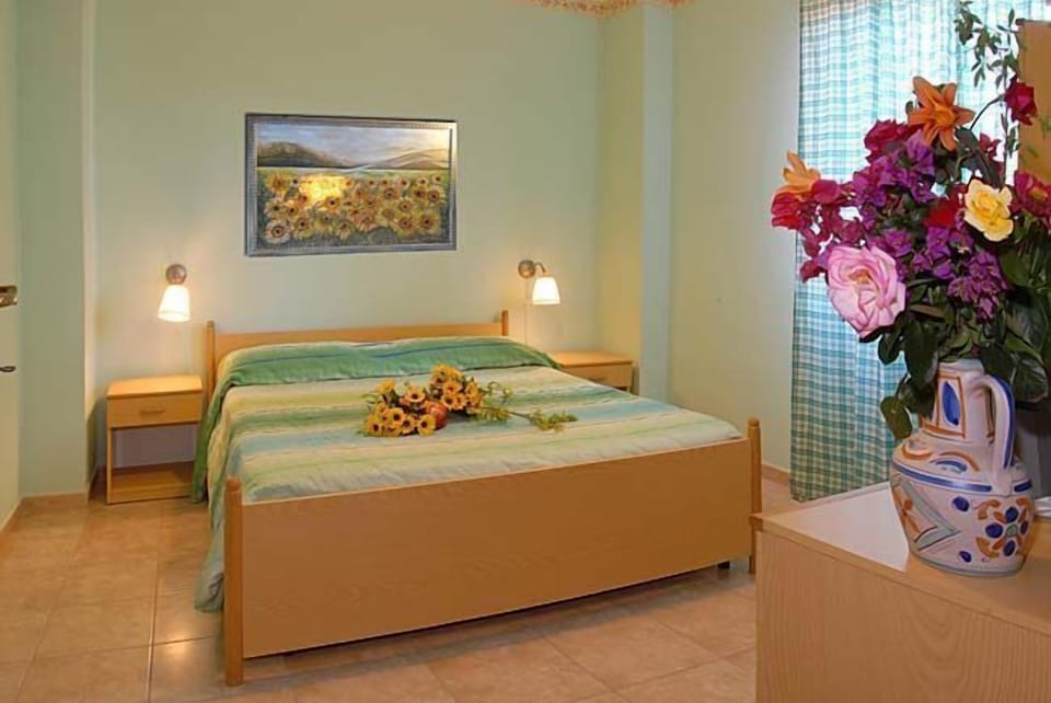 Apartment, 1 Bedroom | Rollaway beds