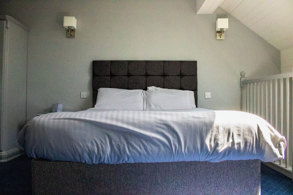 Desk, iron/ironing board, free WiFi, bed sheets