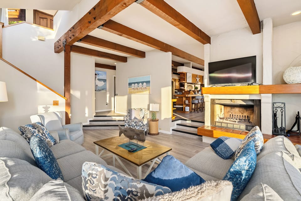 Living Room, Fireplace