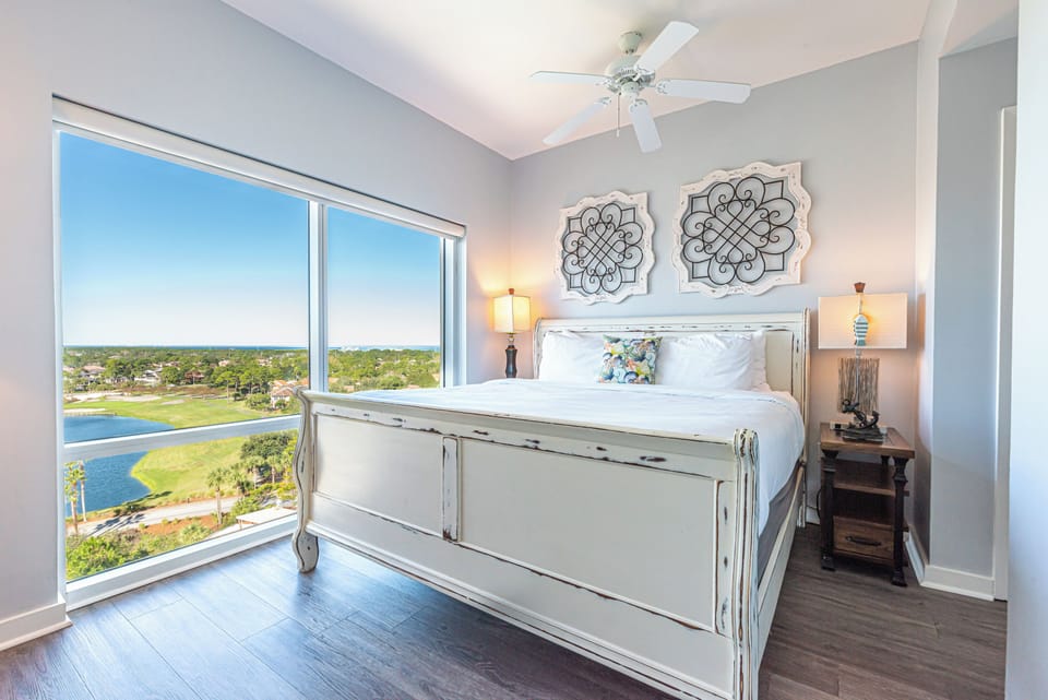 Mast Bedroom