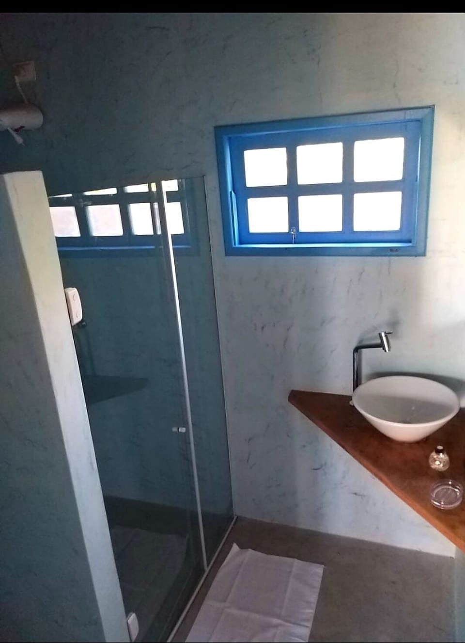 Standard Room | Bathroom | Shower, towels, soap