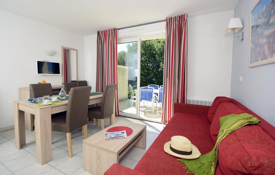 Welcome to our cozy maisonette in Salavas!