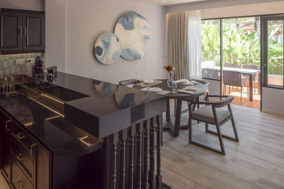 Room service - dining