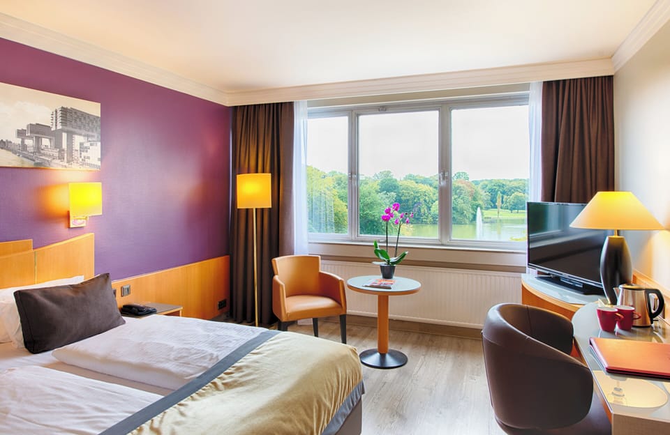 Deluxe Room | Lake view