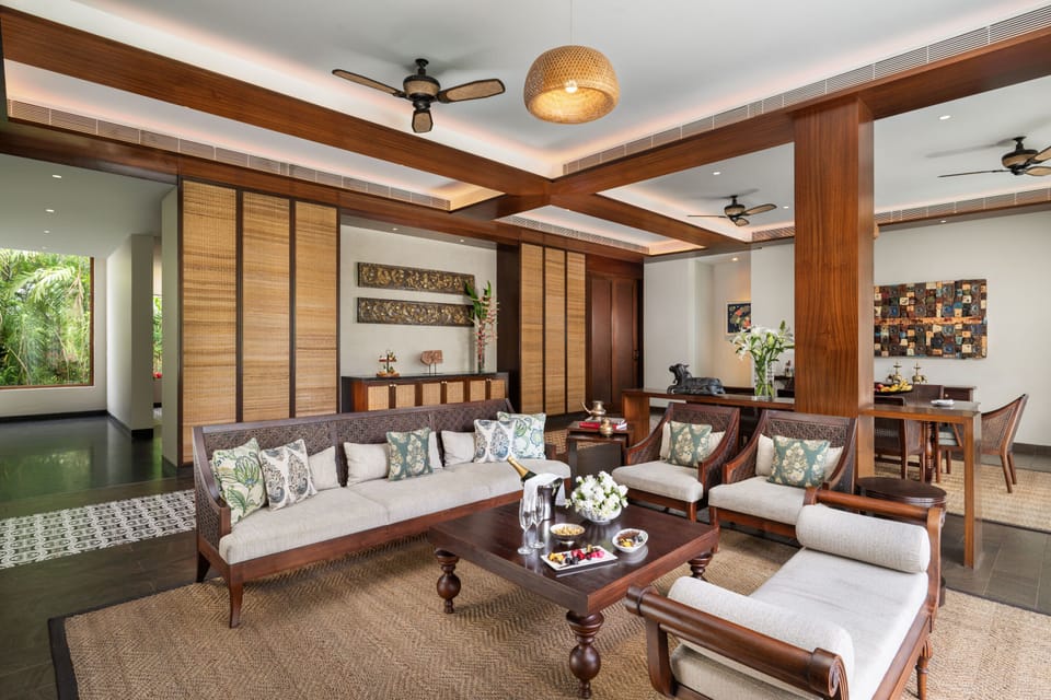 Presidential Suite | Living area | LCD TV, DVD player