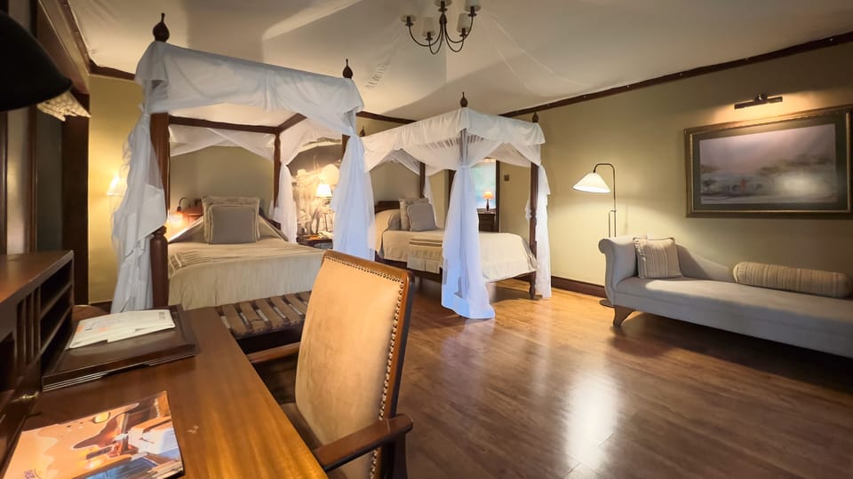 Deluxe Tent | In-room safe, desk, free WiFi, bed sheets
