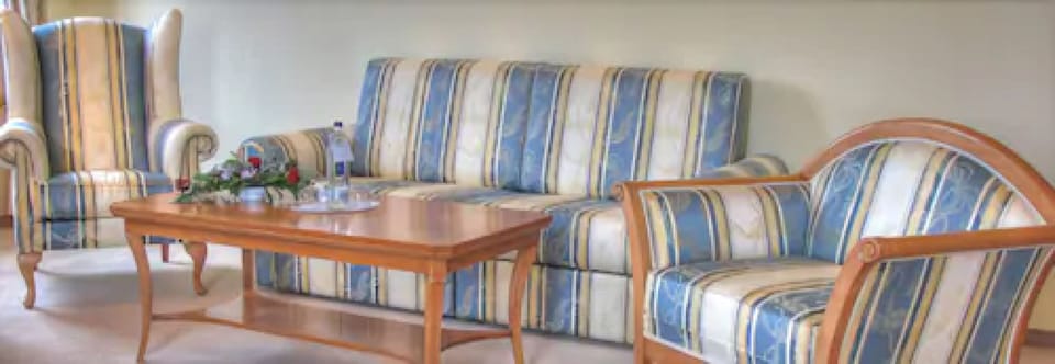 Suite, Non Smoking | Living area | TV
