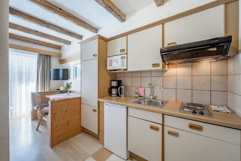 Studio 2+1 (2 adults + 1 child up to 10 years) | In-room safe, soundproofing, WiFi (free), bed sheets