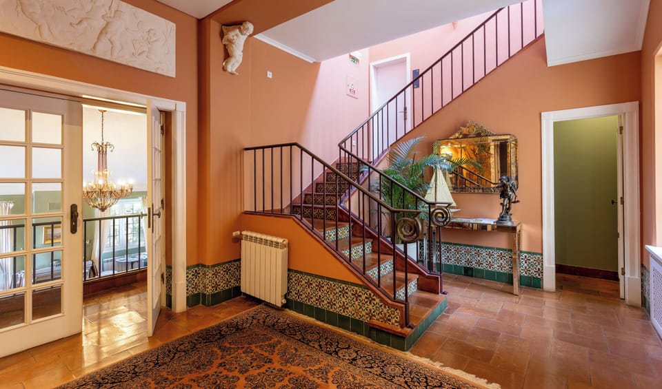Casa Vela Boutique House & SPA Bed and Breakfast in Cascais