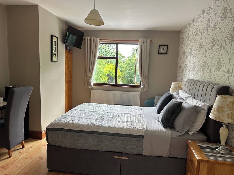 Classic Double Room, Ensuite (Shower) | Laptop workspace, blackout drapes, iron/ironing board (on request)