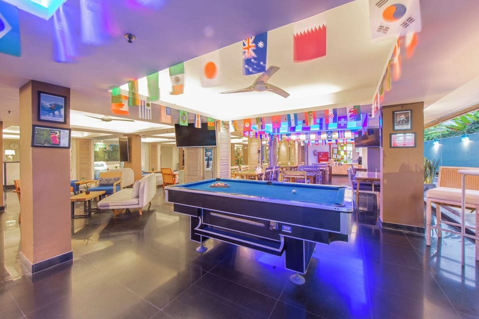 Sports bar