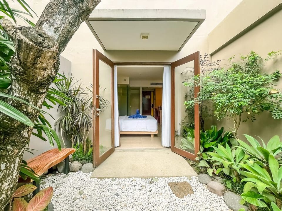 Deluxe Room, Garden View (Free Beer - Welcome Drink) | Garden view