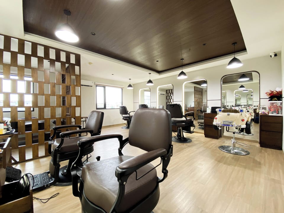Hair salon