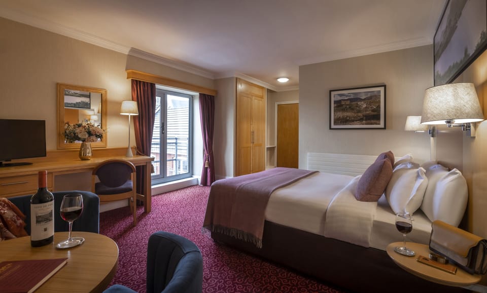 Deluxe Double Room | Premium bedding, individually decorated, individually furnished, desk
