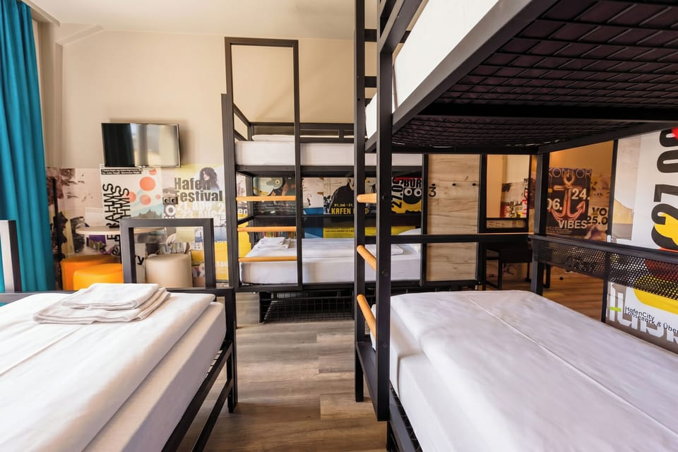 In-room safe, WiFi (free), bed sheets