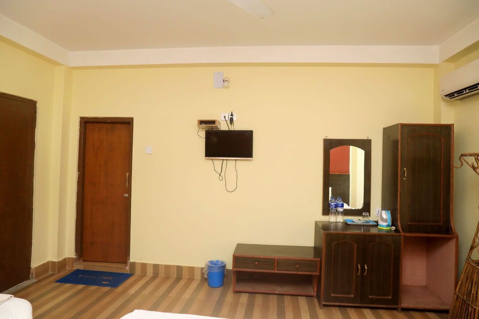 Soundproofing, iron/ironing board, free WiFi, bed sheets