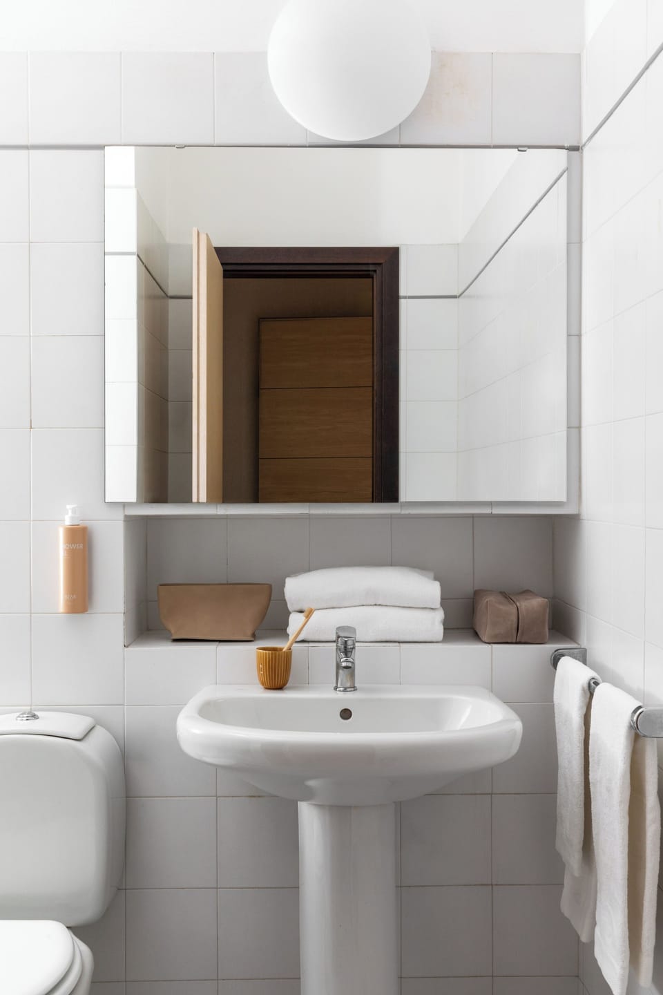 Superior Double Room | Bathroom | Hair dryer, bidet, towels, soap