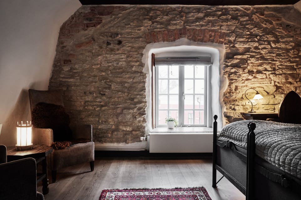 Deluxe Double Room | Premium bedding, minibar, in-room safe, individually decorated