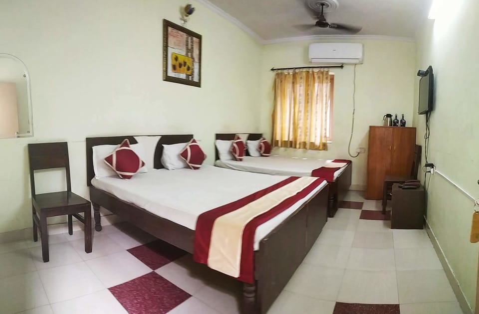 Down comforters, in-room safe, individually furnished