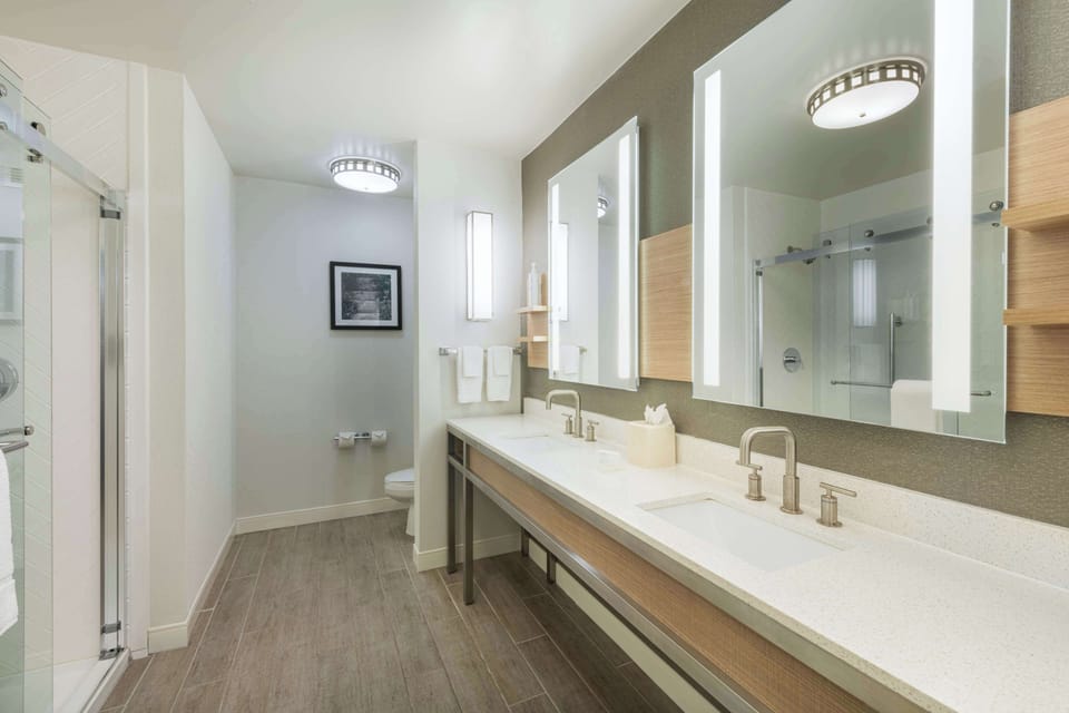 Bathroom shower