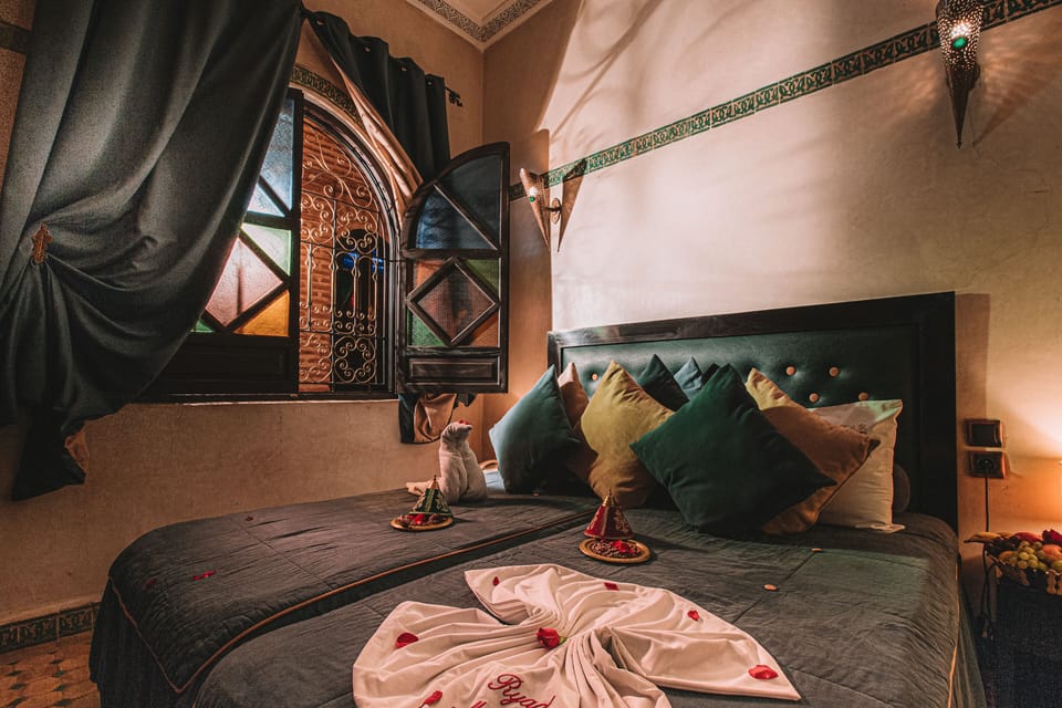 Deluxe Room, Courtyard View | Premium bedding, Select Comfort beds, minibar, in-room safe