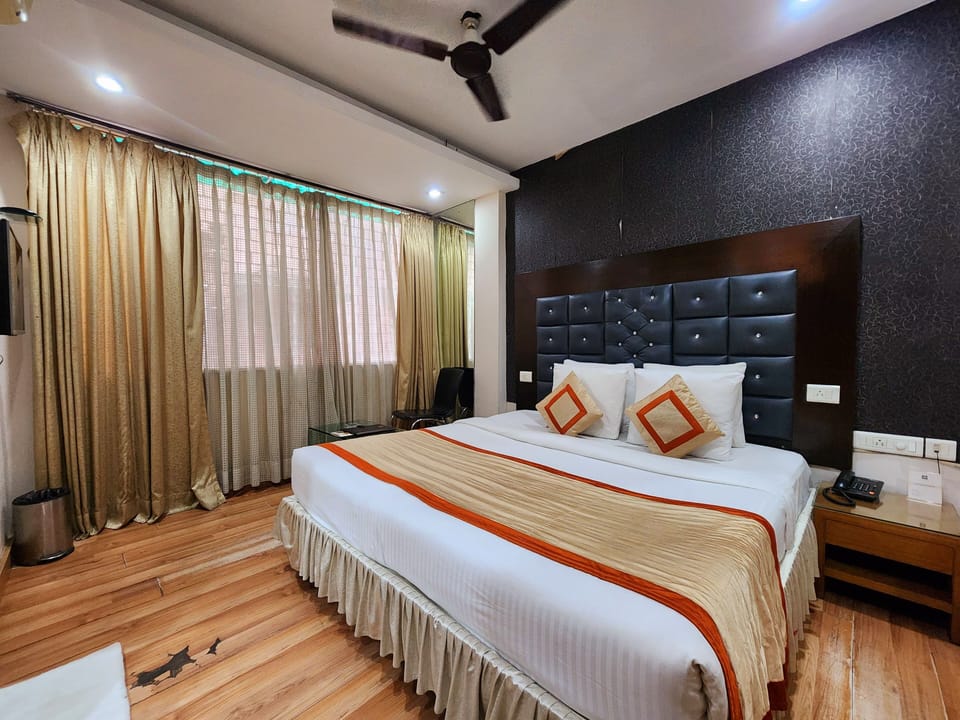 Standard Room, 1 King Bed, Refrigerator | View from room