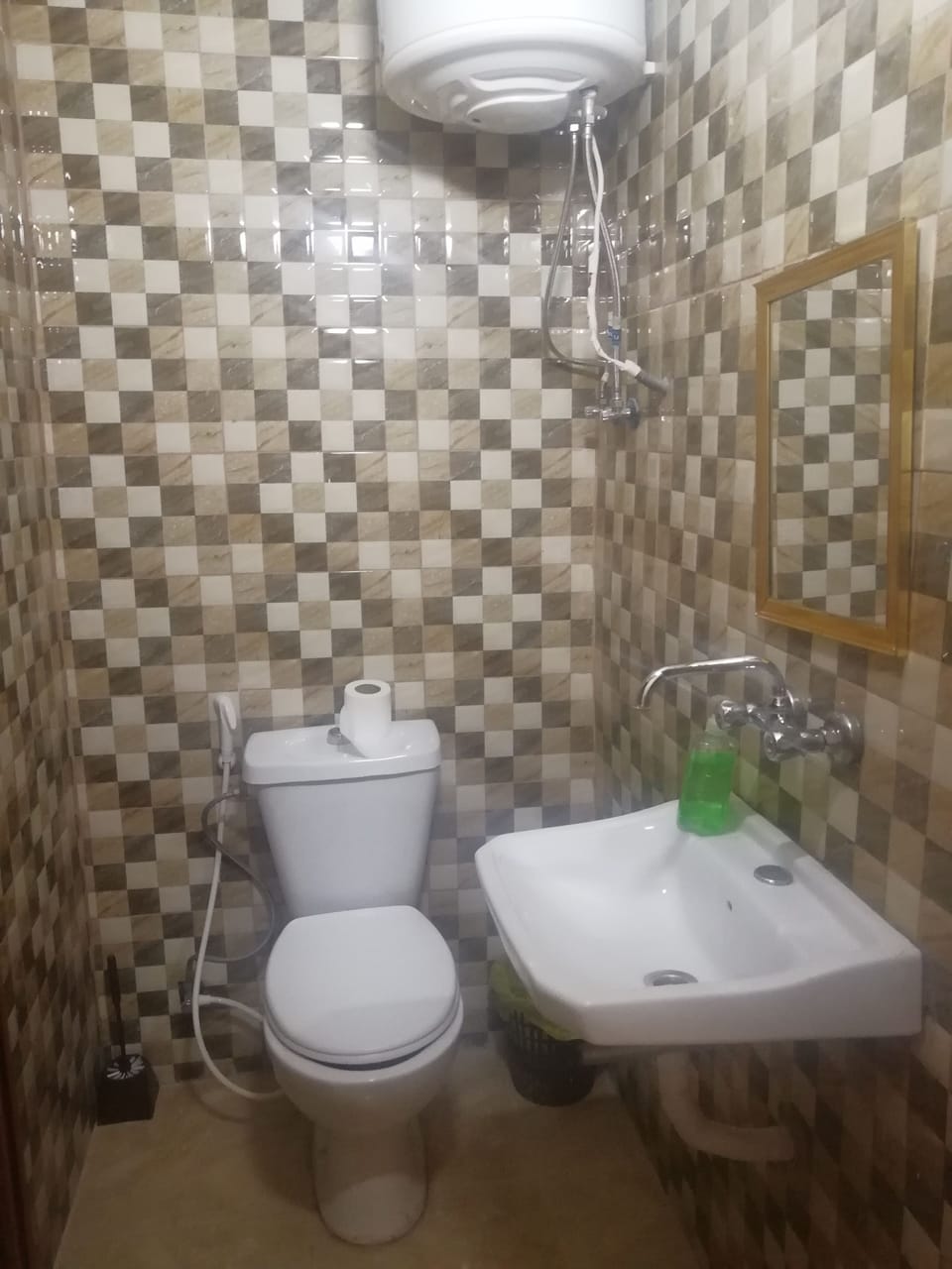 Junior Apartment, 4 Bedrooms | In-room safe, soundproofing, WiFi (free)