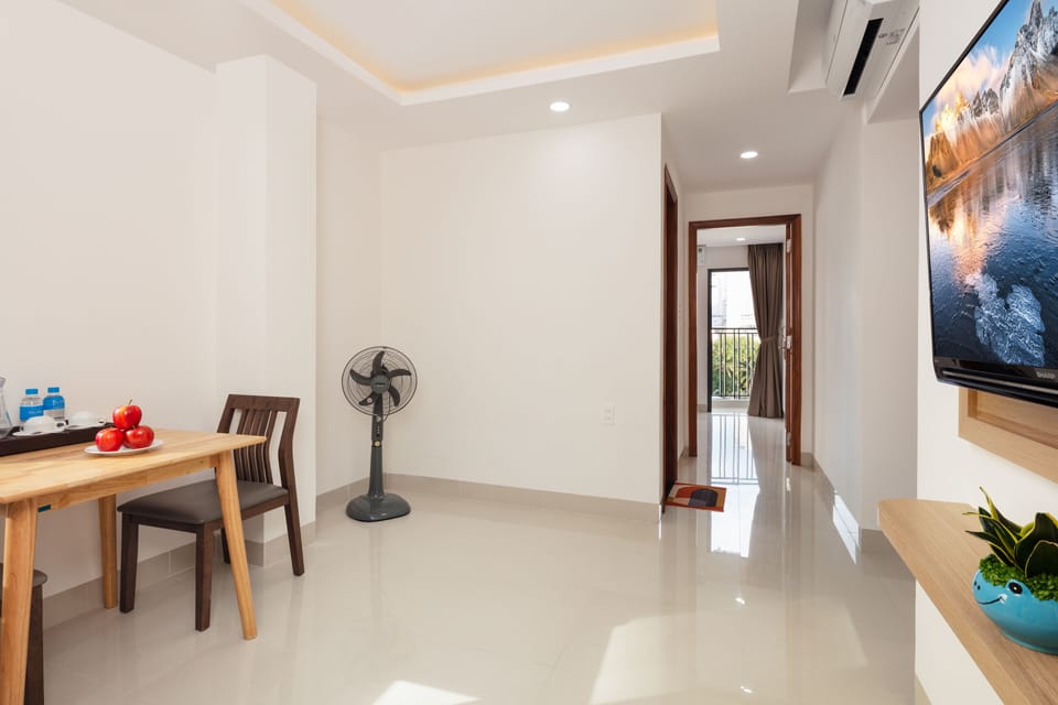 Basic Apartment | Living area | Flat-screen TV