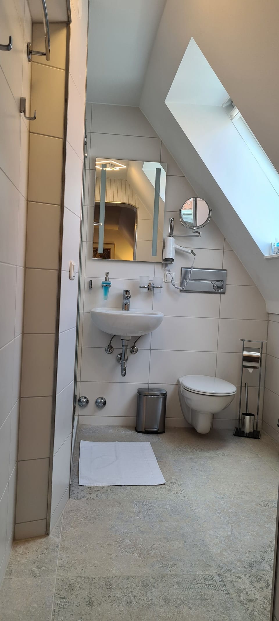 Comfort Double Room | Bathroom | Shower, hair dryer, towels, soap