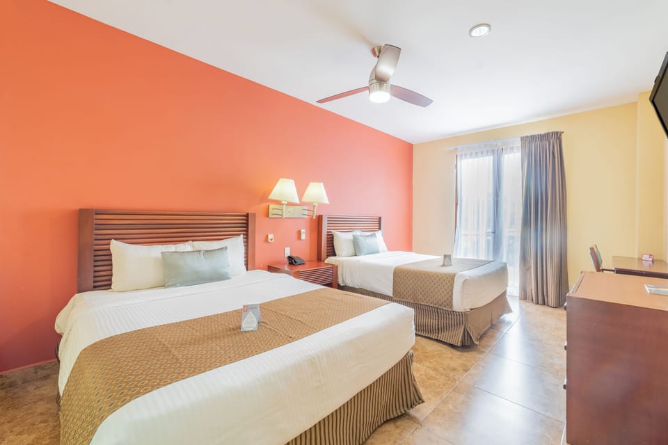 Estandar Doble | In-room safe, blackout drapes, iron/ironing board, free WiFi