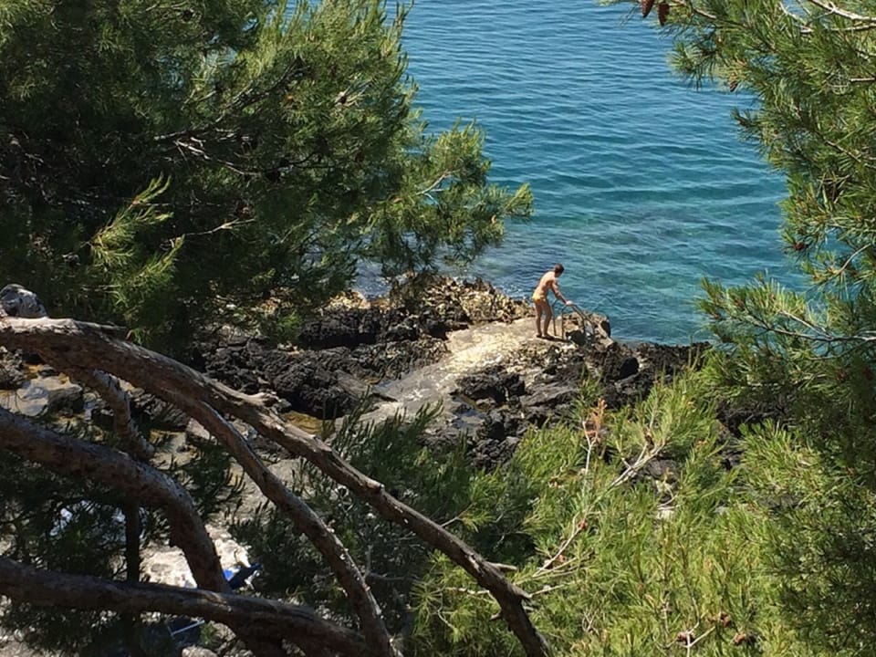 Private beach, beach umbrellas, beach towels