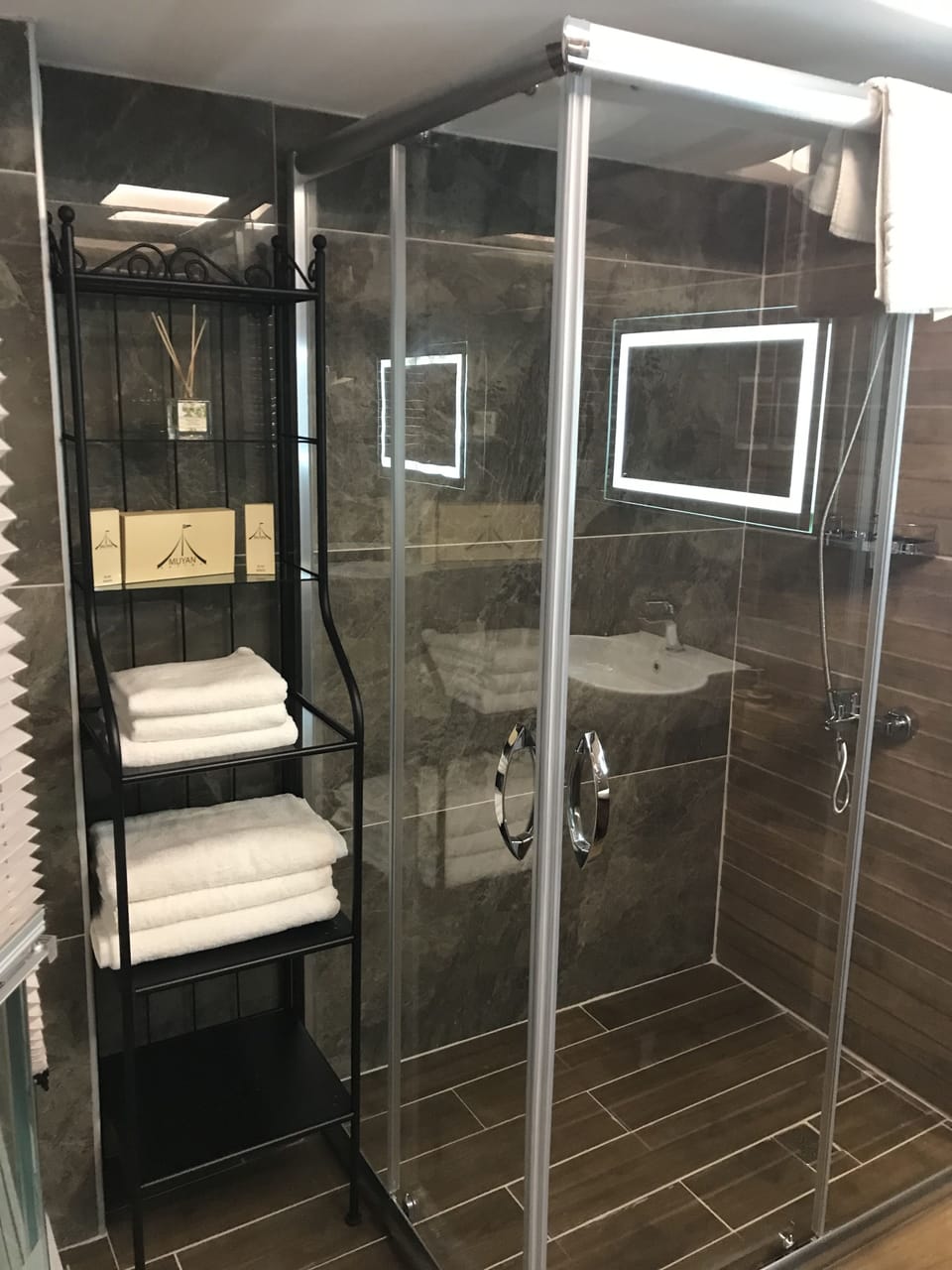 Economy Room, 1 Queen Bed with Sofa bed (Basement Room) | Hypo-allergenic bedding available, minibar, in-room safe