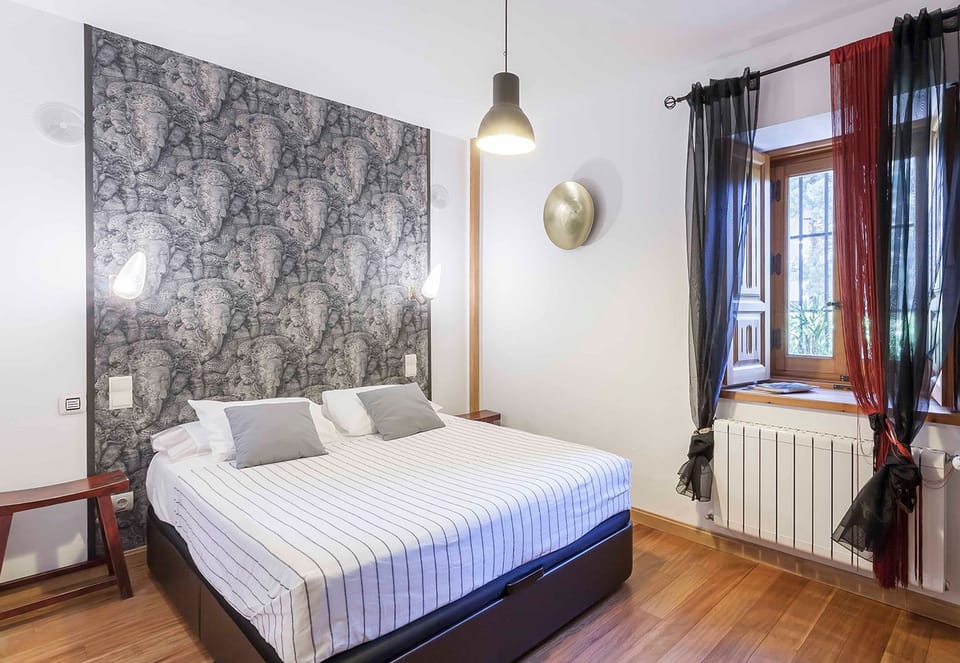 Double Room | Memory foam beds, individually decorated, individually furnished