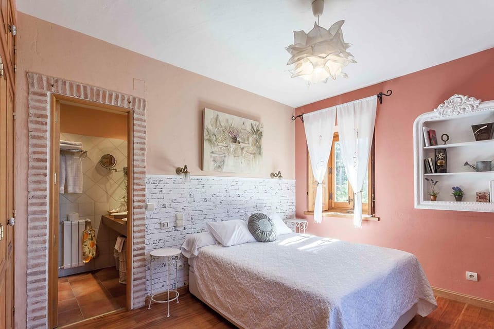 Double Room | Memory foam beds, individually decorated, individually furnished