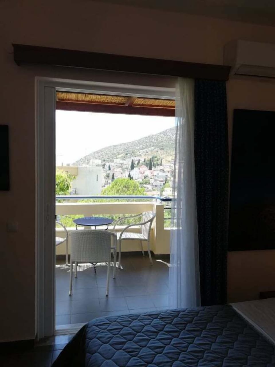 Studio (2 People) | In-room safe, desk, blackout drapes, soundproofing