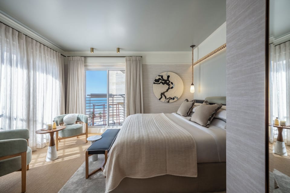 Premium bedding, minibar, in-room safe, desk