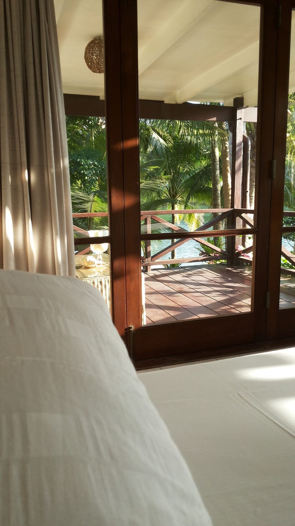 Standard Room, 1 Queen Bed, Lagoon View | Balcony