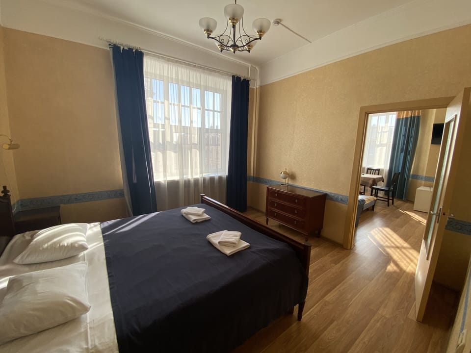Superior Suite, 1 Double Bed | Individually decorated, individually furnished, desk, laptop workspace