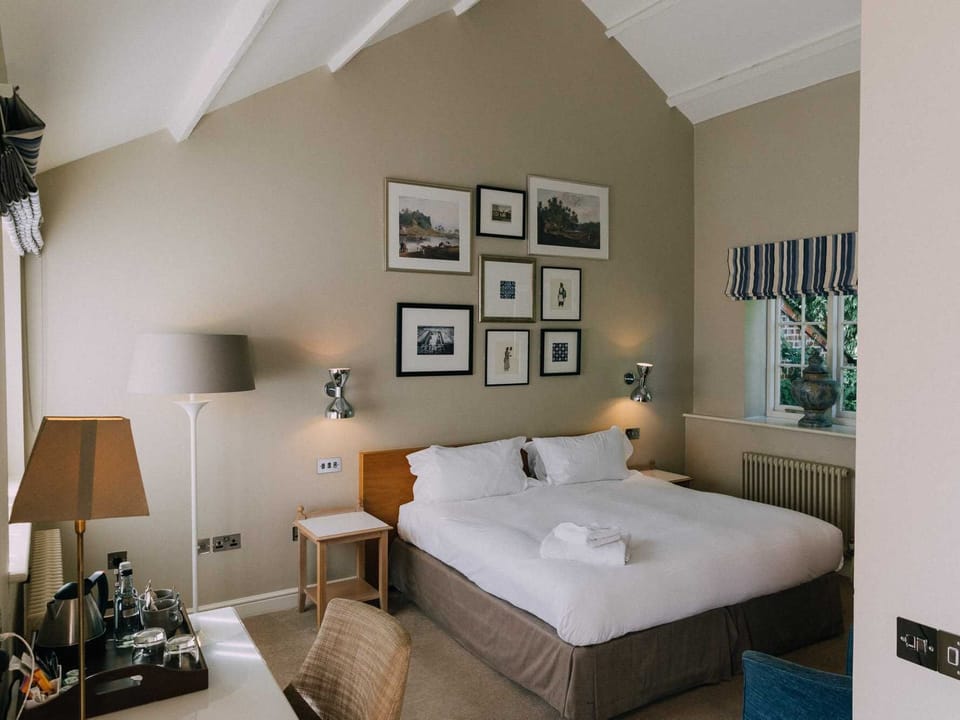 Luxury Studio | Premium bedding, down comforters, in-room safe, desk