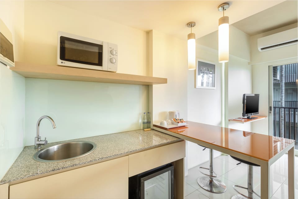 Room, 1 Bedroom (HARRIS Residence) | Living area | LCD TV