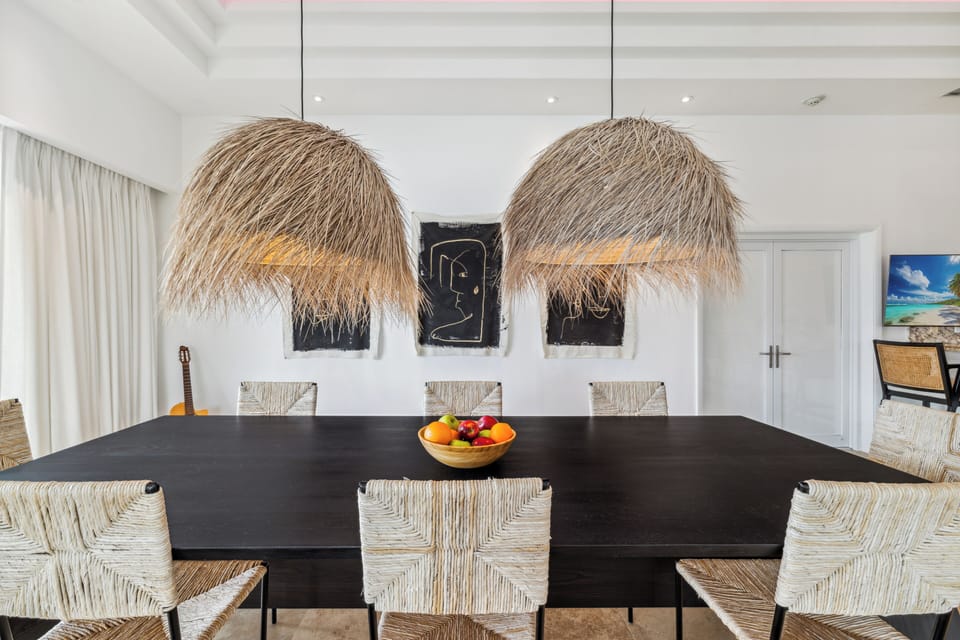Luxury Penthouse, 2 Bedrooms, Balcony, Ocean View | Dining room
